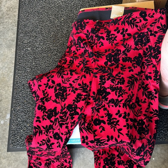 Chico’s Fabulously Slimming pants. - Picture 2 of 4